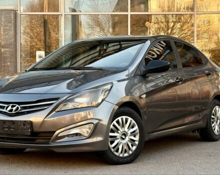 Серый Хендай Акцент, объемом двигателя 1.4 л и пробегом 145 тыс. км за 7700 $, фото 1 на Automoto.ua