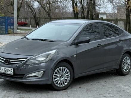 Сірий Хендай Акцент, об'ємом двигуна 1.4 л та пробігом 170 тис. км за 5700 $, фото 1 на Automoto.ua