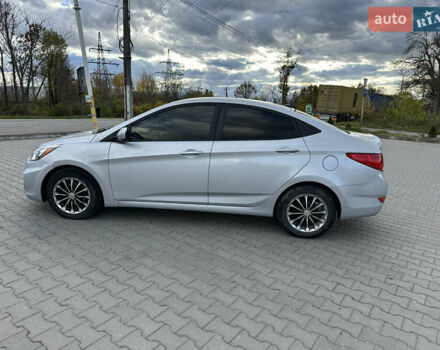 Сірий Хендай Акцент, об'ємом двигуна 1.6 л та пробігом 174 тис. км за 8500 $, фото 1 на Automoto.ua