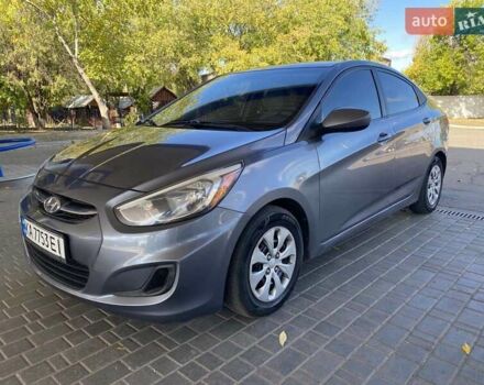 Сірий Хендай Акцент, об'ємом двигуна 1.59 л та пробігом 159 тис. км за 8600 $, фото 1 на Automoto.ua