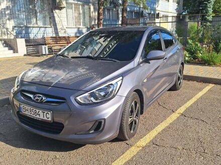 Хендай Акцент 2016 в Николаеве на Automoto.ua Серый Хендай Акцент, объемом двигателя 1.6 л и пробегом 165 тыс. км за 10900 $, фото 1 на Automoto.ua