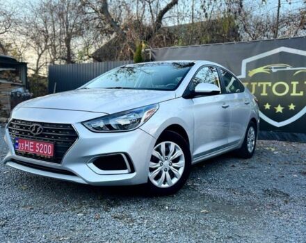 Серый Хендай Акцент, объемом двигателя 1.6 л и пробегом 100 тыс. км за 12200 $, фото 1 на Automoto.ua