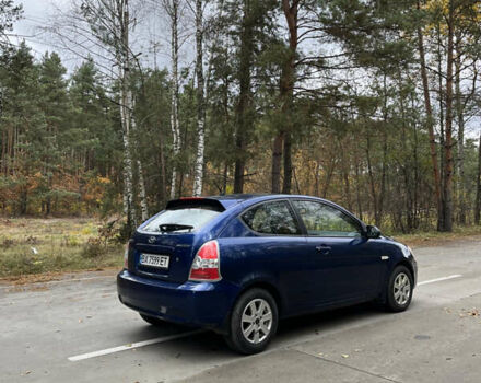 Синий Хендай Акцент, объемом двигателя 1.4 л и пробегом 160 тыс. км за 4400 $, фото 1 на Automoto.ua