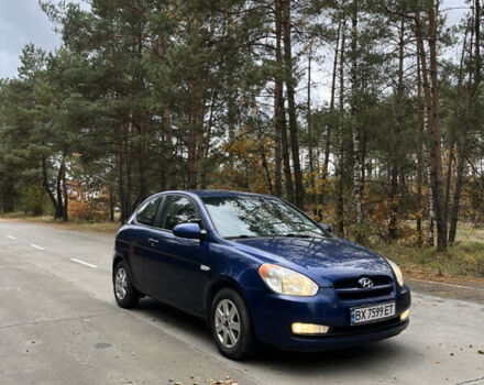 Синий Хендай Акцент, объемом двигателя 1.4 л и пробегом 160 тыс. км за 4400 $, фото 5 на Automoto.ua