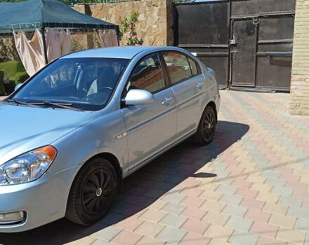Синій Хендай Акцент, об'ємом двигуна 1.6 л та пробігом 229 тис. км за 5700 $, фото 2 на Automoto.ua