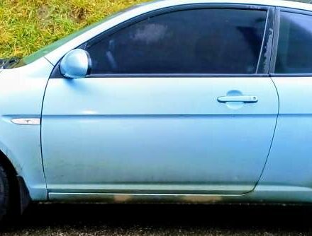 Синий Хендай Акцент, объемом двигателя 1.6 л и пробегом 230 тыс. км за 4000 $, фото 4 на Automoto.ua