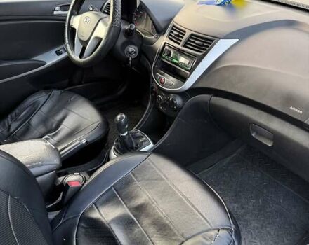 Синий Хендай Акцент, объемом двигателя 1.4 л и пробегом 220 тыс. км за 6700 $, фото 14 на Automoto.ua