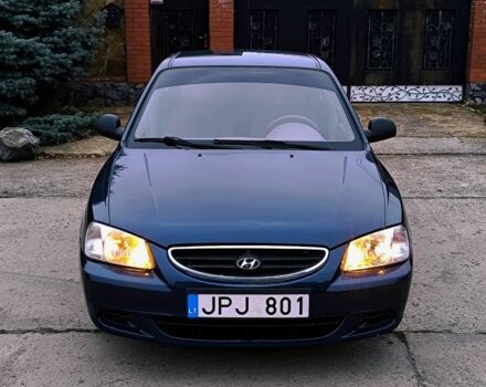 Синий Хендай Акцент, объемом двигателя 1.5 л и пробегом 154 тыс. км за 2100 $, фото 2 на Automoto.ua