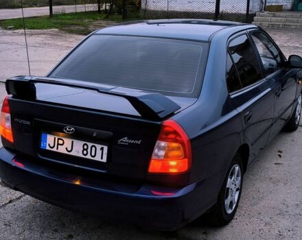 Синий Хендай Акцент, объемом двигателя 1.5 л и пробегом 154 тыс. км за 2100 $, фото 7 на Automoto.ua