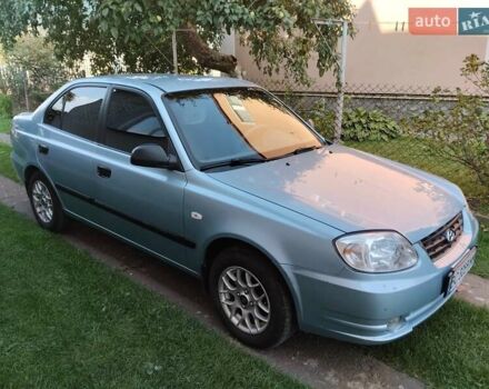Синий Хендай Акцент, объемом двигателя 1.5 л и пробегом 203 тыс. км за 3500 $, фото 1 на Automoto.ua