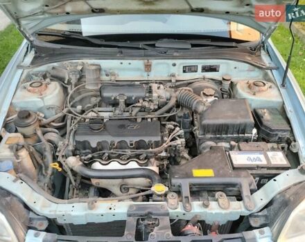 Синий Хендай Акцент, объемом двигателя 1.5 л и пробегом 203 тыс. км за 3500 $, фото 6 на Automoto.ua