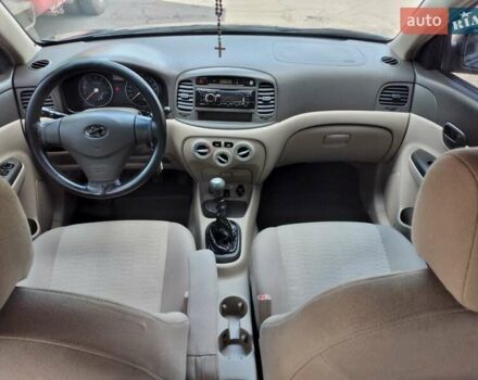 Синий Хендай Акцент, объемом двигателя 1.4 л и пробегом 236 тыс. км за 4800 $, фото 18 на Automoto.ua