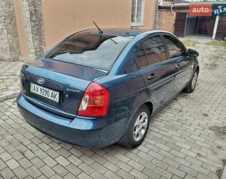 Синий Хендай Акцент, объемом двигателя 1.4 л и пробегом 236 тыс. км за 4800 $, фото 4 на Automoto.ua