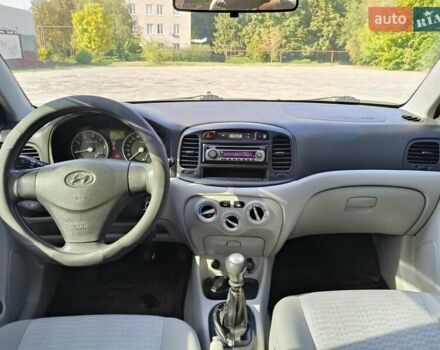 Синий Хендай Акцент, объемом двигателя 1.5 л и пробегом 210 тыс. км за 5000 $, фото 18 на Automoto.ua