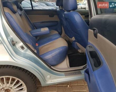 Синий Хендай Акцент, объемом двигателя 1.4 л и пробегом 220 тыс. км за 5200 $, фото 4 на Automoto.ua