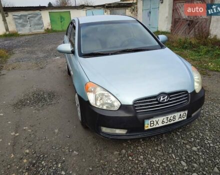 Синий Хендай Акцент, объемом двигателя 1.4 л и пробегом 300 тыс. км за 2650 $, фото 6 на Automoto.ua