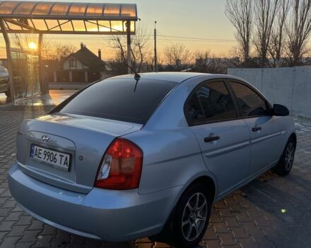 Синий Хендай Акцент, объемом двигателя 1.4 л и пробегом 174 тыс. км за 4000 $, фото 5 на Automoto.ua