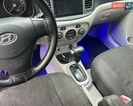 Синій Хендай Акцент, об'ємом двигуна 1.6 л та пробігом 238 тис. км за 5100 $, фото 10 на Automoto.ua