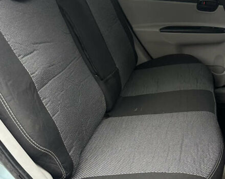 Синий Хендай Акцент, объемом двигателя 1.4 л и пробегом 161 тыс. км за 4800 $, фото 16 на Automoto.ua