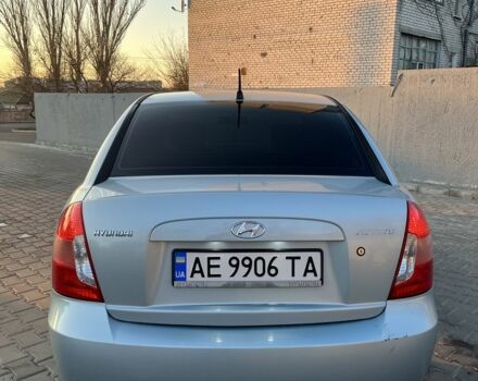 Синий Хендай Акцент, объемом двигателя 1.4 л и пробегом 174 тыс. км за 4000 $, фото 4 на Automoto.ua