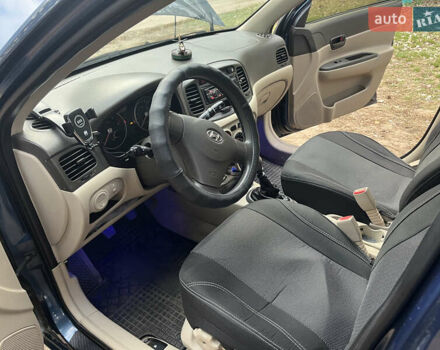 Синий Хендай Акцент, объемом двигателя 1.49 л и пробегом 165 тыс. км за 5500 $, фото 14 на Automoto.ua