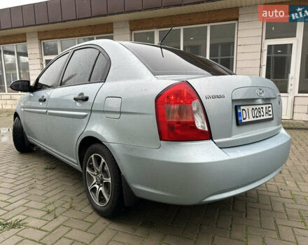 Синий Хендай Акцент, объемом двигателя 1.4 л и пробегом 174 тыс. км за 5450 $, фото 5 на Automoto.ua