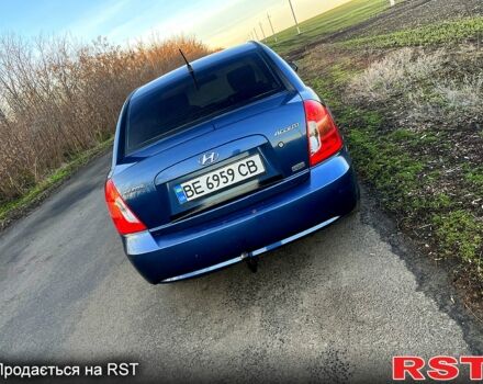 Синий Хендай Акцент, объемом двигателя 1.5 л и пробегом 161 тыс. км за 5500 $, фото 2 на Automoto.ua