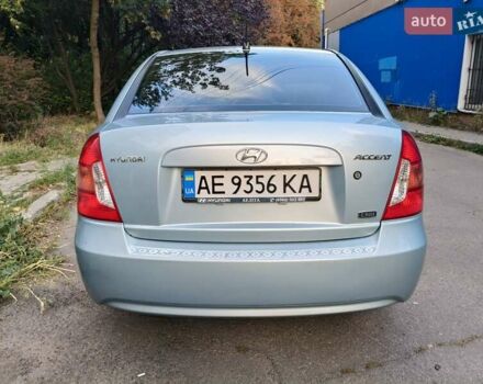 Синий Хендай Акцент, объемом двигателя 1.5 л и пробегом 210 тыс. км за 5000 $, фото 3 на Automoto.ua