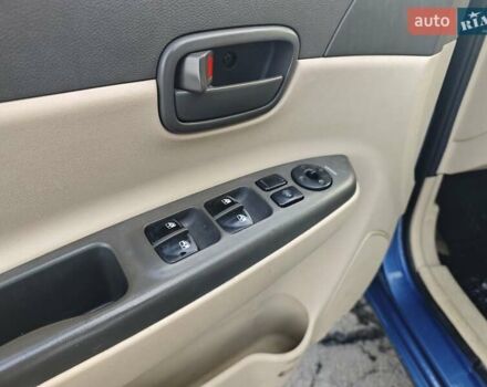 Синий Хендай Акцент, объемом двигателя 1.4 л и пробегом 238 тыс. км за 4850 $, фото 9 на Automoto.ua