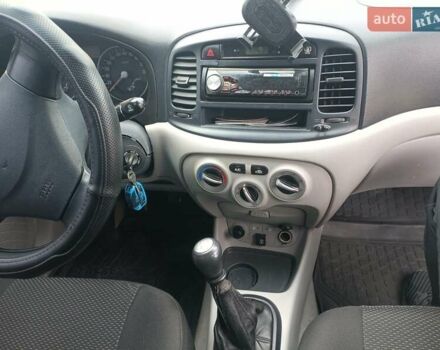 Хендай Акцент 2007 в Харькове на Automoto.ua Синий Хендай Акцент, объемом двигателя 1.4 л и пробегом 252 тыс. км за 4500 $, фото 9 на Automoto.ua