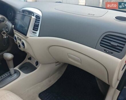 Синий Хендай Акцент, объемом двигателя 1.4 л и пробегом 238 тыс. км за 4850 $, фото 15 на Automoto.ua