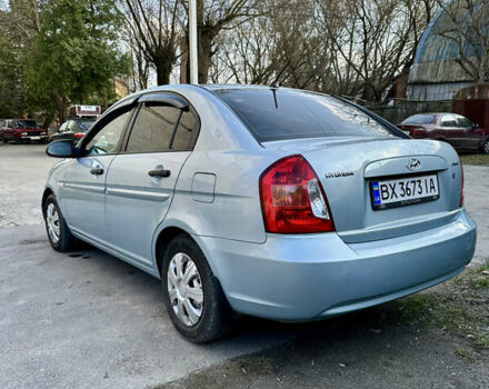 Синий Хендай Акцент, объемом двигателя 1.4 л и пробегом 199 тыс. км за 5200 $, фото 3 на Automoto.ua