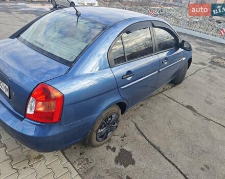 Синий Хендай Акцент, объемом двигателя 1.4 л и пробегом 238 тыс. км за 4850 $, фото 4 на Automoto.ua