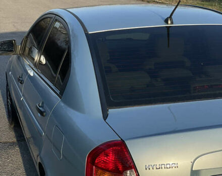 Синий Хендай Акцент, объемом двигателя 1.4 л и пробегом 196 тыс. км за 5500 $, фото 6 на Automoto.ua