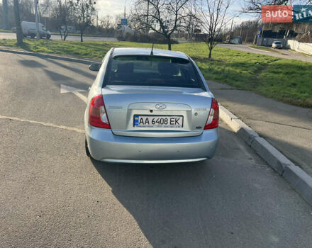 Синій Хендай Акцент, об'ємом двигуна 1.6 л та пробігом 240 тис. км за 5399 $, фото 4 на Automoto.ua