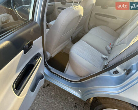 Синий Хендай Акцент, объемом двигателя 1.4 л и пробегом 125 тыс. км за 4700 $, фото 16 на Automoto.ua