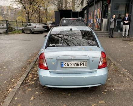 Синий Хендай Акцент, объемом двигателя 1.4 л и пробегом 195 тыс. км за 5500 $, фото 3 на Automoto.ua