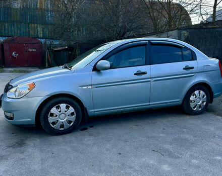 Синий Хендай Акцент, объемом двигателя 1.4 л и пробегом 199 тыс. км за 5200 $, фото 2 на Automoto.ua