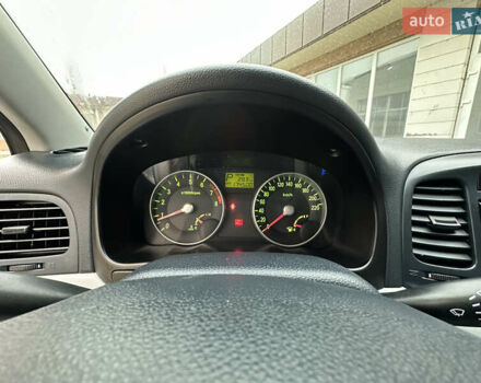 Синий Хендай Акцент, объемом двигателя 1.4 л и пробегом 174 тыс. км за 5450 $, фото 20 на Automoto.ua