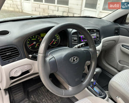 Синий Хендай Акцент, объемом двигателя 1.4 л и пробегом 174 тыс. км за 5450 $, фото 19 на Automoto.ua