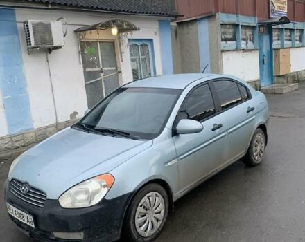 Синий Хендай Акцент, объемом двигателя 1.4 л и пробегом 300 тыс. км за 2800 $, фото 1 на Automoto.ua