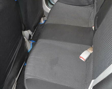 Хендай Акцент 2007 в Киеве на Automoto.ua Синий Хендай Акцент, объемом двигателя 1.4 л и пробегом 243 тыс. км за 4999 $, фото 11 на Automoto.ua