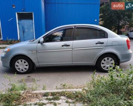 Синий Хендай Акцент, объемом двигателя 1.5 л и пробегом 210 тыс. км за 5000 $, фото 1 на Automoto.ua