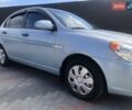 Синий Хендай Акцент, объемом двигателя 1.4 л и пробегом 206 тыс. км за 5500 $, фото 7 на Automoto.ua