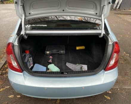 Синий Хендай Акцент, объемом двигателя 1.4 л и пробегом 195 тыс. км за 5500 $, фото 8 на Automoto.ua