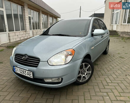 Синий Хендай Акцент, объемом двигателя 1.4 л и пробегом 174 тыс. км за 5450 $, фото 2 на Automoto.ua