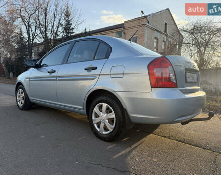 Синий Хендай Акцент, объемом двигателя 1.4 л и пробегом 125 тыс. км за 4700 $, фото 6 на Automoto.ua