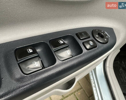 Синий Хендай Акцент, объемом двигателя 1.4 л и пробегом 174 тыс. км за 5450 $, фото 18 на Automoto.ua