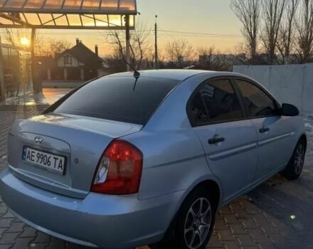 Синий Хендай Акцент, объемом двигателя 1.4 л и пробегом 174 тыс. км за 4999 $, фото 2 на Automoto.ua
