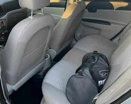 Синий Хендай Акцент, объемом двигателя 1.4 л и пробегом 174 тыс. км за 4999 $, фото 4 на Automoto.ua